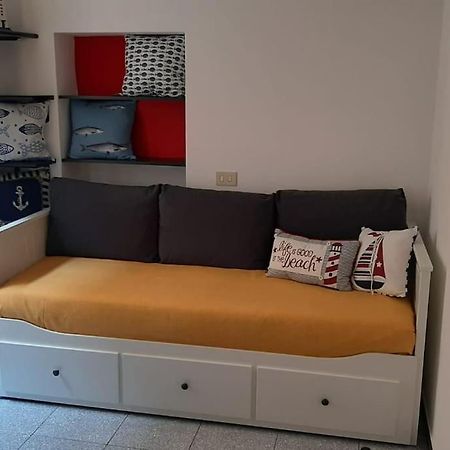 A Casa Di Silvia Apartment คาโมยลี ภายนอก รูปภาพ